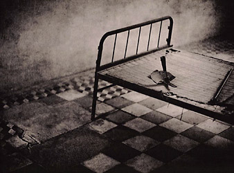&copy; Copyright Simon Larbalestier 2002